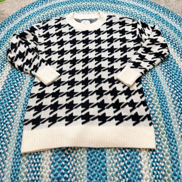 New. Lou & Grey Sweater - Picture 2 of 4